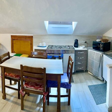 The Quiet Mansard Apartment ออลเบีย ภายนอก รูปภาพ